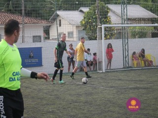 
<a style='margin-left: 5px;' class='btn btn-xs btn-social btn-facebook' href='https://www.facebook.com/sharer/sharer.php?u=https://www.boladovale.com.br/imgs/800-800-90/conteudo/fotos/1359/img8375.jpg' rel='popup' data-width='500' data-height='400'><i class='fa fa-facebook'></i>Compartilhar <span class='hidden-xs'>no Facebook</span>
</a> 
<a class='btn btn-default btn-xs' target='_blank' href='imgs/800-800-90/conteudo/fotos/1359/img8375.jpg'>
<span class='glyphicon glyphicon-cloud-download'></span> Salvar
</a> 
<span></span>