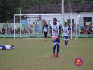 
<a style='margin-left: 5px;' class='btn btn-xs btn-social btn-facebook' href='https://www.facebook.com/sharer/sharer.php?u=https://www.boladovale.com.br/imgs/800-800-90/conteudo/fotos/1360/img9268.jpg' rel='popup' data-width='500' data-height='400'><i class='fa fa-facebook'></i>Compartilhar <span class='hidden-xs'>no Facebook</span>
</a> 
<a class='btn btn-default btn-xs' target='_blank' href='imgs/800-800-90/conteudo/fotos/1360/img9268.jpg'>
<span class='glyphicon glyphicon-cloud-download'></span> Salvar
</a> 
<span></span>