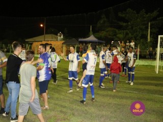 
<a style='margin-left: 5px;' class='btn btn-xs btn-social btn-facebook' href='https://www.facebook.com/sharer/sharer.php?u=https://www.boladovale.com.br/imgs/800-800-90/conteudo/fotos/1360/img9470.jpg' rel='popup' data-width='500' data-height='400'><i class='fa fa-facebook'></i>Compartilhar <span class='hidden-xs'>no Facebook</span>
</a> 
<a class='btn btn-default btn-xs' target='_blank' href='imgs/800-800-90/conteudo/fotos/1360/img9470.jpg'>
<span class='glyphicon glyphicon-cloud-download'></span> Salvar
</a> 
<span></span>