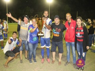 
<a style='margin-left: 5px;' class='btn btn-xs btn-social btn-facebook' href='https://www.facebook.com/sharer/sharer.php?u=https://www.boladovale.com.br/imgs/800-800-90/conteudo/fotos/1360/img9486.jpg' rel='popup' data-width='500' data-height='400'><i class='fa fa-facebook'></i>Compartilhar <span class='hidden-xs'>no Facebook</span>
</a> 
<a class='btn btn-default btn-xs' target='_blank' href='imgs/800-800-90/conteudo/fotos/1360/img9486.jpg'>
<span class='glyphicon glyphicon-cloud-download'></span> Salvar
</a> 
<span></span>