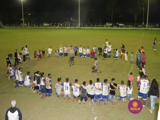 
<a style='margin-left: 5px;' class='btn btn-xs btn-social btn-facebook' href='https://www.facebook.com/sharer/sharer.php?u=https://www.boladovale.com.br/imgs/800-800-90/conteudo/fotos/1360/img9515.jpg' rel='popup' data-width='500' data-height='400'><i class='fa fa-facebook'></i>Compartilhar <span class='hidden-xs'>no Facebook</span>
</a> 
<a class='btn btn-default btn-xs' target='_blank' href='imgs/800-800-90/conteudo/fotos/1360/img9515.jpg'>
<span class='glyphicon glyphicon-cloud-download'></span> Salvar
</a> 
<span></span>