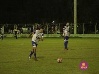 
<a style='margin-left: 5px;' class='btn btn-xs btn-social btn-facebook' href='https://www.facebook.com/sharer/sharer.php?u=https://www.boladovale.com.br/imgs/800-800-90/conteudo/fotos/1360/mg9401.jpg' rel='popup' data-width='500' data-height='400'><i class='fa fa-facebook'></i>Compartilhar <span class='hidden-xs'>no Facebook</span>
</a> 
<a class='btn btn-default btn-xs' target='_blank' href='imgs/800-800-90/conteudo/fotos/1360/mg9401.jpg'>
<span class='glyphicon glyphicon-cloud-download'></span> Salvar
</a> 
<span></span>