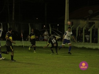 
<a style='margin-left: 5px;' class='btn btn-xs btn-social btn-facebook' href='https://www.facebook.com/sharer/sharer.php?u=https://www.boladovale.com.br/imgs/800-800-90/conteudo/fotos/1360/mg9410.jpg' rel='popup' data-width='500' data-height='400'><i class='fa fa-facebook'></i>Compartilhar <span class='hidden-xs'>no Facebook</span>
</a> 
<a class='btn btn-default btn-xs' target='_blank' href='imgs/800-800-90/conteudo/fotos/1360/mg9410.jpg'>
<span class='glyphicon glyphicon-cloud-download'></span> Salvar
</a> 
<span></span>