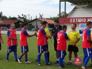 
<a style='margin-left: 5px;' class='btn btn-xs btn-social btn-facebook' href='https://www.facebook.com/sharer/sharer.php?u=https://www.boladovale.com.br/imgs/800-800-90/conteudo/fotos/1361/dsc01430.jpg' rel='popup' data-width='500' data-height='400'><i class='fa fa-facebook'></i>Compartilhar <span class='hidden-xs'>no Facebook</span>
</a> 
<a class='btn btn-default btn-xs' target='_blank' href='imgs/800-800-90/conteudo/fotos/1361/dsc01430.jpg'>
<span class='glyphicon glyphicon-cloud-download'></span> Salvar
</a> 
<span></span>