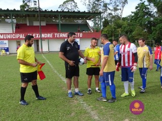 
<a style='margin-left: 5px;' class='btn btn-xs btn-social btn-facebook' href='https://www.facebook.com/sharer/sharer.php?u=https://www.boladovale.com.br/imgs/800-800-90/conteudo/fotos/1361/dsc01440.jpg' rel='popup' data-width='500' data-height='400'><i class='fa fa-facebook'></i>Compartilhar <span class='hidden-xs'>no Facebook</span>
</a> 
<a class='btn btn-default btn-xs' target='_blank' href='imgs/800-800-90/conteudo/fotos/1361/dsc01440.jpg'>
<span class='glyphicon glyphicon-cloud-download'></span> Salvar
</a> 
<span></span>