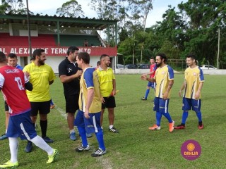 
<a style='margin-left: 5px;' class='btn btn-xs btn-social btn-facebook' href='https://www.facebook.com/sharer/sharer.php?u=https://www.boladovale.com.br/imgs/800-800-90/conteudo/fotos/1361/dsc01442.jpg' rel='popup' data-width='500' data-height='400'><i class='fa fa-facebook'></i>Compartilhar <span class='hidden-xs'>no Facebook</span>
</a> 
<a class='btn btn-default btn-xs' target='_blank' href='imgs/800-800-90/conteudo/fotos/1361/dsc01442.jpg'>
<span class='glyphicon glyphicon-cloud-download'></span> Salvar
</a> 
<span></span>