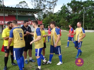 
<a style='margin-left: 5px;' class='btn btn-xs btn-social btn-facebook' href='https://www.facebook.com/sharer/sharer.php?u=https://www.boladovale.com.br/imgs/800-800-90/conteudo/fotos/1361/dsc01447.jpg' rel='popup' data-width='500' data-height='400'><i class='fa fa-facebook'></i>Compartilhar <span class='hidden-xs'>no Facebook</span>
</a> 
<a class='btn btn-default btn-xs' target='_blank' href='imgs/800-800-90/conteudo/fotos/1361/dsc01447.jpg'>
<span class='glyphicon glyphicon-cloud-download'></span> Salvar
</a> 
<span></span>
