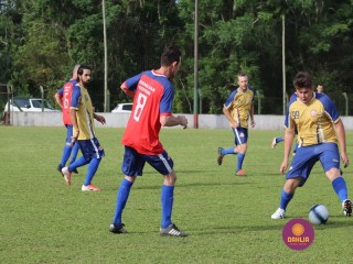 
<a style='margin-left: 5px;' class='btn btn-xs btn-social btn-facebook' href='https://www.facebook.com/sharer/sharer.php?u=https://www.boladovale.com.br/imgs/800-800-90/conteudo/fotos/1361/img8057.jpg' rel='popup' data-width='500' data-height='400'><i class='fa fa-facebook'></i>Compartilhar <span class='hidden-xs'>no Facebook</span>
</a> 
<a class='btn btn-default btn-xs' target='_blank' href='imgs/800-800-90/conteudo/fotos/1361/img8057.jpg'>
<span class='glyphicon glyphicon-cloud-download'></span> Salvar
</a> 
<span></span>
