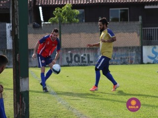 
<a style='margin-left: 5px;' class='btn btn-xs btn-social btn-facebook' href='https://www.facebook.com/sharer/sharer.php?u=https://www.boladovale.com.br/imgs/800-800-90/conteudo/fotos/1361/img8080.jpg' rel='popup' data-width='500' data-height='400'><i class='fa fa-facebook'></i>Compartilhar <span class='hidden-xs'>no Facebook</span>
</a> 
<a class='btn btn-default btn-xs' target='_blank' href='imgs/800-800-90/conteudo/fotos/1361/img8080.jpg'>
<span class='glyphicon glyphicon-cloud-download'></span> Salvar
</a> 
<span></span>