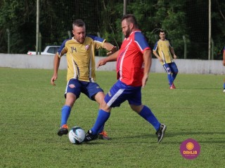 
<a style='margin-left: 5px;' class='btn btn-xs btn-social btn-facebook' href='https://www.facebook.com/sharer/sharer.php?u=https://www.boladovale.com.br/imgs/800-800-90/conteudo/fotos/1361/img8100.jpg' rel='popup' data-width='500' data-height='400'><i class='fa fa-facebook'></i>Compartilhar <span class='hidden-xs'>no Facebook</span>
</a> 
<a class='btn btn-default btn-xs' target='_blank' href='imgs/800-800-90/conteudo/fotos/1361/img8100.jpg'>
<span class='glyphicon glyphicon-cloud-download'></span> Salvar
</a> 
<span></span>