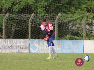 
<a style='margin-left: 5px;' class='btn btn-xs btn-social btn-facebook' href='https://www.facebook.com/sharer/sharer.php?u=https://www.boladovale.com.br/imgs/800-800-90/conteudo/fotos/1361/img8107.jpg' rel='popup' data-width='500' data-height='400'><i class='fa fa-facebook'></i>Compartilhar <span class='hidden-xs'>no Facebook</span>
</a> 
<a class='btn btn-default btn-xs' target='_blank' href='imgs/800-800-90/conteudo/fotos/1361/img8107.jpg'>
<span class='glyphicon glyphicon-cloud-download'></span> Salvar
</a> 
<span></span>