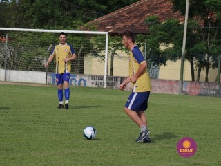 
<a style='margin-left: 5px;' class='btn btn-xs btn-social btn-facebook' href='https://www.facebook.com/sharer/sharer.php?u=https://www.boladovale.com.br/imgs/800-800-90/conteudo/fotos/1361/img8110.jpg' rel='popup' data-width='500' data-height='400'><i class='fa fa-facebook'></i>Compartilhar <span class='hidden-xs'>no Facebook</span>
</a> 
<a class='btn btn-default btn-xs' target='_blank' href='imgs/800-800-90/conteudo/fotos/1361/img8110.jpg'>
<span class='glyphicon glyphicon-cloud-download'></span> Salvar
</a> 
<span></span>