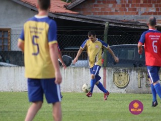 
<a style='margin-left: 5px;' class='btn btn-xs btn-social btn-facebook' href='https://www.facebook.com/sharer/sharer.php?u=https://www.boladovale.com.br/imgs/800-800-90/conteudo/fotos/1361/img8125.jpg' rel='popup' data-width='500' data-height='400'><i class='fa fa-facebook'></i>Compartilhar <span class='hidden-xs'>no Facebook</span>
</a> 
<a class='btn btn-default btn-xs' target='_blank' href='imgs/800-800-90/conteudo/fotos/1361/img8125.jpg'>
<span class='glyphicon glyphicon-cloud-download'></span> Salvar
</a> 
<span></span>