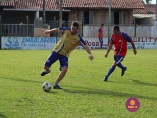 
<a style='margin-left: 5px;' class='btn btn-xs btn-social btn-facebook' href='https://www.facebook.com/sharer/sharer.php?u=https://www.boladovale.com.br/imgs/800-800-90/conteudo/fotos/1361/img8134.jpg' rel='popup' data-width='500' data-height='400'><i class='fa fa-facebook'></i>Compartilhar <span class='hidden-xs'>no Facebook</span>
</a> 
<a class='btn btn-default btn-xs' target='_blank' href='imgs/800-800-90/conteudo/fotos/1361/img8134.jpg'>
<span class='glyphicon glyphicon-cloud-download'></span> Salvar
</a> 
<span></span>