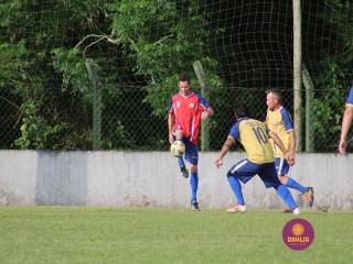 
<a style='margin-left: 5px;' class='btn btn-xs btn-social btn-facebook' href='https://www.facebook.com/sharer/sharer.php?u=https://www.boladovale.com.br/imgs/800-800-90/conteudo/fotos/1361/img8154.jpg' rel='popup' data-width='500' data-height='400'><i class='fa fa-facebook'></i>Compartilhar <span class='hidden-xs'>no Facebook</span>
</a> 
<a class='btn btn-default btn-xs' target='_blank' href='imgs/800-800-90/conteudo/fotos/1361/img8154.jpg'>
<span class='glyphicon glyphicon-cloud-download'></span> Salvar
</a> 
<span></span>