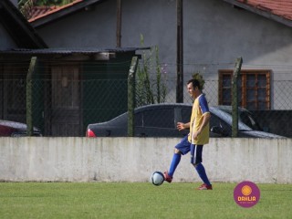 
<a style='margin-left: 5px;' class='btn btn-xs btn-social btn-facebook' href='https://www.facebook.com/sharer/sharer.php?u=https://www.boladovale.com.br/imgs/800-800-90/conteudo/fotos/1361/img8206.jpg' rel='popup' data-width='500' data-height='400'><i class='fa fa-facebook'></i>Compartilhar <span class='hidden-xs'>no Facebook</span>
</a> 
<a class='btn btn-default btn-xs' target='_blank' href='imgs/800-800-90/conteudo/fotos/1361/img8206.jpg'>
<span class='glyphicon glyphicon-cloud-download'></span> Salvar
</a> 
<span></span>