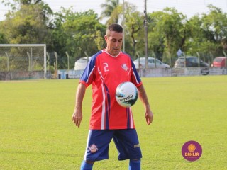 
<a style='margin-left: 5px;' class='btn btn-xs btn-social btn-facebook' href='https://www.facebook.com/sharer/sharer.php?u=https://www.boladovale.com.br/imgs/800-800-90/conteudo/fotos/1361/img8224.jpg' rel='popup' data-width='500' data-height='400'><i class='fa fa-facebook'></i>Compartilhar <span class='hidden-xs'>no Facebook</span>
</a> 
<a class='btn btn-default btn-xs' target='_blank' href='imgs/800-800-90/conteudo/fotos/1361/img8224.jpg'>
<span class='glyphicon glyphicon-cloud-download'></span> Salvar
</a> 
<span></span>