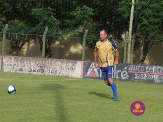 
<a style='margin-left: 5px;' class='btn btn-xs btn-social btn-facebook' href='https://www.facebook.com/sharer/sharer.php?u=https://www.boladovale.com.br/imgs/800-800-90/conteudo/fotos/1361/img8302.jpg' rel='popup' data-width='500' data-height='400'><i class='fa fa-facebook'></i>Compartilhar <span class='hidden-xs'>no Facebook</span>
</a> 
<a class='btn btn-default btn-xs' target='_blank' href='imgs/800-800-90/conteudo/fotos/1361/img8302.jpg'>
<span class='glyphicon glyphicon-cloud-download'></span> Salvar
</a> 
<span></span>