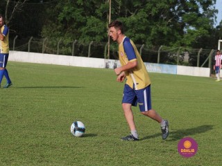 
<a style='margin-left: 5px;' class='btn btn-xs btn-social btn-facebook' href='https://www.facebook.com/sharer/sharer.php?u=https://www.boladovale.com.br/imgs/800-800-90/conteudo/fotos/1361/img8309.jpg' rel='popup' data-width='500' data-height='400'><i class='fa fa-facebook'></i>Compartilhar <span class='hidden-xs'>no Facebook</span>
</a> 
<a class='btn btn-default btn-xs' target='_blank' href='imgs/800-800-90/conteudo/fotos/1361/img8309.jpg'>
<span class='glyphicon glyphicon-cloud-download'></span> Salvar
</a> 
<span></span>