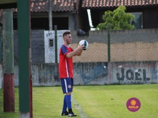 
<a style='margin-left: 5px;' class='btn btn-xs btn-social btn-facebook' href='https://www.facebook.com/sharer/sharer.php?u=https://www.boladovale.com.br/imgs/800-800-90/conteudo/fotos/1361/img8370.jpg' rel='popup' data-width='500' data-height='400'><i class='fa fa-facebook'></i>Compartilhar <span class='hidden-xs'>no Facebook</span>
</a> 
<a class='btn btn-default btn-xs' target='_blank' href='imgs/800-800-90/conteudo/fotos/1361/img8370.jpg'>
<span class='glyphicon glyphicon-cloud-download'></span> Salvar
</a> 
<span></span>