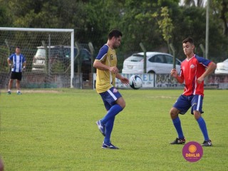 
<a style='margin-left: 5px;' class='btn btn-xs btn-social btn-facebook' href='https://www.facebook.com/sharer/sharer.php?u=https://www.boladovale.com.br/imgs/800-800-90/conteudo/fotos/1361/img8371.jpg' rel='popup' data-width='500' data-height='400'><i class='fa fa-facebook'></i>Compartilhar <span class='hidden-xs'>no Facebook</span>
</a> 
<a class='btn btn-default btn-xs' target='_blank' href='imgs/800-800-90/conteudo/fotos/1361/img8371.jpg'>
<span class='glyphicon glyphicon-cloud-download'></span> Salvar
</a> 
<span></span>