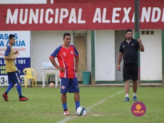 
<a style='margin-left: 5px;' class='btn btn-xs btn-social btn-facebook' href='https://www.facebook.com/sharer/sharer.php?u=https://www.boladovale.com.br/imgs/800-800-90/conteudo/fotos/1361/img8378.jpg' rel='popup' data-width='500' data-height='400'><i class='fa fa-facebook'></i>Compartilhar <span class='hidden-xs'>no Facebook</span>
</a> 
<a class='btn btn-default btn-xs' target='_blank' href='imgs/800-800-90/conteudo/fotos/1361/img8378.jpg'>
<span class='glyphicon glyphicon-cloud-download'></span> Salvar
</a> 
<span></span>