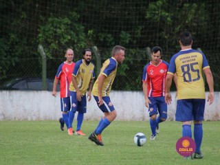 
<a style='margin-left: 5px;' class='btn btn-xs btn-social btn-facebook' href='https://www.facebook.com/sharer/sharer.php?u=https://www.boladovale.com.br/imgs/800-800-90/conteudo/fotos/1361/img8428.jpg' rel='popup' data-width='500' data-height='400'><i class='fa fa-facebook'></i>Compartilhar <span class='hidden-xs'>no Facebook</span>
</a> 
<a class='btn btn-default btn-xs' target='_blank' href='imgs/800-800-90/conteudo/fotos/1361/img8428.jpg'>
<span class='glyphicon glyphicon-cloud-download'></span> Salvar
</a> 
<span></span>