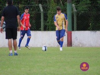 
<a style='margin-left: 5px;' class='btn btn-xs btn-social btn-facebook' href='https://www.facebook.com/sharer/sharer.php?u=https://www.boladovale.com.br/imgs/800-800-90/conteudo/fotos/1361/img8435.jpg' rel='popup' data-width='500' data-height='400'><i class='fa fa-facebook'></i>Compartilhar <span class='hidden-xs'>no Facebook</span>
</a> 
<a class='btn btn-default btn-xs' target='_blank' href='imgs/800-800-90/conteudo/fotos/1361/img8435.jpg'>
<span class='glyphicon glyphicon-cloud-download'></span> Salvar
</a> 
<span></span>