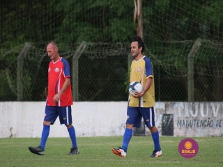 
<a style='margin-left: 5px;' class='btn btn-xs btn-social btn-facebook' href='https://www.facebook.com/sharer/sharer.php?u=https://www.boladovale.com.br/imgs/800-800-90/conteudo/fotos/1361/img8494.jpg' rel='popup' data-width='500' data-height='400'><i class='fa fa-facebook'></i>Compartilhar <span class='hidden-xs'>no Facebook</span>
</a> 
<a class='btn btn-default btn-xs' target='_blank' href='imgs/800-800-90/conteudo/fotos/1361/img8494.jpg'>
<span class='glyphicon glyphicon-cloud-download'></span> Salvar
</a> 
<span></span>