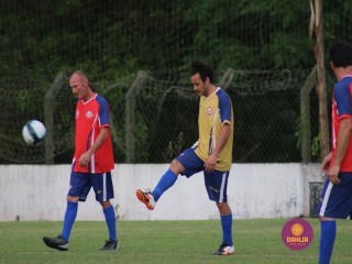 
<a style='margin-left: 5px;' class='btn btn-xs btn-social btn-facebook' href='https://www.facebook.com/sharer/sharer.php?u=https://www.boladovale.com.br/imgs/800-800-90/conteudo/fotos/1361/img8495.jpg' rel='popup' data-width='500' data-height='400'><i class='fa fa-facebook'></i>Compartilhar <span class='hidden-xs'>no Facebook</span>
</a> 
<a class='btn btn-default btn-xs' target='_blank' href='imgs/800-800-90/conteudo/fotos/1361/img8495.jpg'>
<span class='glyphicon glyphicon-cloud-download'></span> Salvar
</a> 
<span></span>