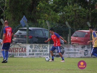 
<a style='margin-left: 5px;' class='btn btn-xs btn-social btn-facebook' href='https://www.facebook.com/sharer/sharer.php?u=https://www.boladovale.com.br/imgs/800-800-90/conteudo/fotos/1361/img8499.jpg' rel='popup' data-width='500' data-height='400'><i class='fa fa-facebook'></i>Compartilhar <span class='hidden-xs'>no Facebook</span>
</a> 
<a class='btn btn-default btn-xs' target='_blank' href='imgs/800-800-90/conteudo/fotos/1361/img8499.jpg'>
<span class='glyphicon glyphicon-cloud-download'></span> Salvar
</a> 
<span></span>