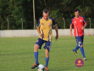 
<a style='margin-left: 5px;' class='btn btn-xs btn-social btn-facebook' href='https://www.facebook.com/sharer/sharer.php?u=https://www.boladovale.com.br/imgs/800-800-90/conteudo/fotos/1361/img8537.jpg' rel='popup' data-width='500' data-height='400'><i class='fa fa-facebook'></i>Compartilhar <span class='hidden-xs'>no Facebook</span>
</a> 
<a class='btn btn-default btn-xs' target='_blank' href='imgs/800-800-90/conteudo/fotos/1361/img8537.jpg'>
<span class='glyphicon glyphicon-cloud-download'></span> Salvar
</a> 
<span></span>