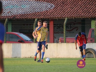 
<a style='margin-left: 5px;' class='btn btn-xs btn-social btn-facebook' href='https://www.facebook.com/sharer/sharer.php?u=https://www.boladovale.com.br/imgs/800-800-90/conteudo/fotos/1361/img8574.jpg' rel='popup' data-width='500' data-height='400'><i class='fa fa-facebook'></i>Compartilhar <span class='hidden-xs'>no Facebook</span>
</a> 
<a class='btn btn-default btn-xs' target='_blank' href='imgs/800-800-90/conteudo/fotos/1361/img8574.jpg'>
<span class='glyphicon glyphicon-cloud-download'></span> Salvar
</a> 
<span></span>