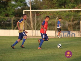 
<a style='margin-left: 5px;' class='btn btn-xs btn-social btn-facebook' href='https://www.facebook.com/sharer/sharer.php?u=https://www.boladovale.com.br/imgs/800-800-90/conteudo/fotos/1361/img8577.jpg' rel='popup' data-width='500' data-height='400'><i class='fa fa-facebook'></i>Compartilhar <span class='hidden-xs'>no Facebook</span>
</a> 
<a class='btn btn-default btn-xs' target='_blank' href='imgs/800-800-90/conteudo/fotos/1361/img8577.jpg'>
<span class='glyphicon glyphicon-cloud-download'></span> Salvar
</a> 
<span></span>