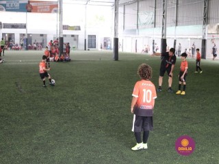 
<a style='margin-left: 5px;' class='btn btn-xs btn-social btn-facebook' href='https://www.facebook.com/sharer/sharer.php?u=https://www.boladovale.com.br/imgs/800-800-90/conteudo/fotos/1362/img8719.jpg' rel='popup' data-width='500' data-height='400'><i class='fa fa-facebook'></i>Compartilhar <span class='hidden-xs'>no Facebook</span>
</a> 
<a class='btn btn-default btn-xs' target='_blank' href='imgs/800-800-90/conteudo/fotos/1362/img8719.jpg'>
<span class='glyphicon glyphicon-cloud-download'></span> Salvar
</a> 
<span></span>