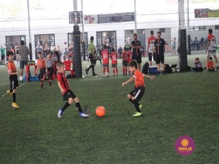 
<a style='margin-left: 5px;' class='btn btn-xs btn-social btn-facebook' href='https://www.facebook.com/sharer/sharer.php?u=https://www.boladovale.com.br/imgs/800-800-90/conteudo/fotos/1362/img8772.jpg' rel='popup' data-width='500' data-height='400'><i class='fa fa-facebook'></i>Compartilhar <span class='hidden-xs'>no Facebook</span>
</a> 
<a class='btn btn-default btn-xs' target='_blank' href='imgs/800-800-90/conteudo/fotos/1362/img8772.jpg'>
<span class='glyphicon glyphicon-cloud-download'></span> Salvar
</a> 
<span></span>