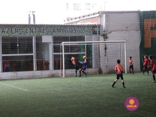 
<a style='margin-left: 5px;' class='btn btn-xs btn-social btn-facebook' href='https://www.facebook.com/sharer/sharer.php?u=https://www.boladovale.com.br/imgs/800-800-90/conteudo/fotos/1362/img8796.jpg' rel='popup' data-width='500' data-height='400'><i class='fa fa-facebook'></i>Compartilhar <span class='hidden-xs'>no Facebook</span>
</a> 
<a class='btn btn-default btn-xs' target='_blank' href='imgs/800-800-90/conteudo/fotos/1362/img8796.jpg'>
<span class='glyphicon glyphicon-cloud-download'></span> Salvar
</a> 
<span></span>