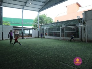 
<a style='margin-left: 5px;' class='btn btn-xs btn-social btn-facebook' href='https://www.facebook.com/sharer/sharer.php?u=https://www.boladovale.com.br/imgs/800-800-90/conteudo/fotos/1362/img8859.jpg' rel='popup' data-width='500' data-height='400'><i class='fa fa-facebook'></i>Compartilhar <span class='hidden-xs'>no Facebook</span>
</a> 
<a class='btn btn-default btn-xs' target='_blank' href='imgs/800-800-90/conteudo/fotos/1362/img8859.jpg'>
<span class='glyphicon glyphicon-cloud-download'></span> Salvar
</a> 
<span></span>