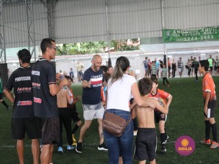 
<a style='margin-left: 5px;' class='btn btn-xs btn-social btn-facebook' href='https://www.facebook.com/sharer/sharer.php?u=https://www.boladovale.com.br/imgs/800-800-90/conteudo/fotos/1362/img8929.jpg' rel='popup' data-width='500' data-height='400'><i class='fa fa-facebook'></i>Compartilhar <span class='hidden-xs'>no Facebook</span>
</a> 
<a class='btn btn-default btn-xs' target='_blank' href='imgs/800-800-90/conteudo/fotos/1362/img8929.jpg'>
<span class='glyphicon glyphicon-cloud-download'></span> Salvar
</a> 
<span></span>
