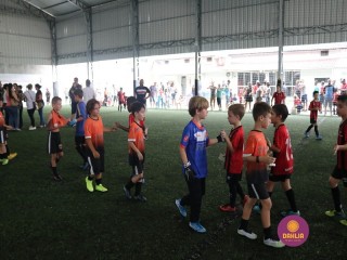 
<a style='margin-left: 5px;' class='btn btn-xs btn-social btn-facebook' href='https://www.facebook.com/sharer/sharer.php?u=https://www.boladovale.com.br/imgs/800-800-90/conteudo/fotos/1362/img8942.jpg' rel='popup' data-width='500' data-height='400'><i class='fa fa-facebook'></i>Compartilhar <span class='hidden-xs'>no Facebook</span>
</a> 
<a class='btn btn-default btn-xs' target='_blank' href='imgs/800-800-90/conteudo/fotos/1362/img8942.jpg'>
<span class='glyphicon glyphicon-cloud-download'></span> Salvar
</a> 
<span></span>