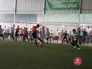 
<a style='margin-left: 5px;' class='btn btn-xs btn-social btn-facebook' href='https://www.facebook.com/sharer/sharer.php?u=https://www.boladovale.com.br/imgs/800-800-90/conteudo/fotos/1362/img8971.jpg' rel='popup' data-width='500' data-height='400'><i class='fa fa-facebook'></i>Compartilhar <span class='hidden-xs'>no Facebook</span>
</a> 
<a class='btn btn-default btn-xs' target='_blank' href='imgs/800-800-90/conteudo/fotos/1362/img8971.jpg'>
<span class='glyphicon glyphicon-cloud-download'></span> Salvar
</a> 
<span></span>