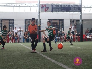 
<a style='margin-left: 5px;' class='btn btn-xs btn-social btn-facebook' href='https://www.facebook.com/sharer/sharer.php?u=https://www.boladovale.com.br/imgs/800-800-90/conteudo/fotos/1362/img8975.jpg' rel='popup' data-width='500' data-height='400'><i class='fa fa-facebook'></i>Compartilhar <span class='hidden-xs'>no Facebook</span>
</a> 
<a class='btn btn-default btn-xs' target='_blank' href='imgs/800-800-90/conteudo/fotos/1362/img8975.jpg'>
<span class='glyphicon glyphicon-cloud-download'></span> Salvar
</a> 
<span></span>