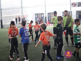 
<a style='margin-left: 5px;' class='btn btn-xs btn-social btn-facebook' href='https://www.facebook.com/sharer/sharer.php?u=https://www.boladovale.com.br/imgs/800-800-90/conteudo/fotos/1362/img9047.jpg' rel='popup' data-width='500' data-height='400'><i class='fa fa-facebook'></i>Compartilhar <span class='hidden-xs'>no Facebook</span>
</a> 
<a class='btn btn-default btn-xs' target='_blank' href='imgs/800-800-90/conteudo/fotos/1362/img9047.jpg'>
<span class='glyphicon glyphicon-cloud-download'></span> Salvar
</a> 
<span></span>