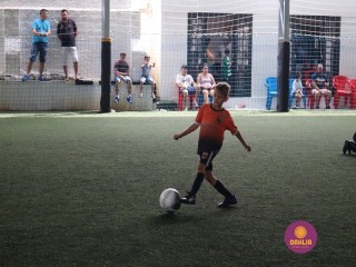 
<a style='margin-left: 5px;' class='btn btn-xs btn-social btn-facebook' href='https://www.facebook.com/sharer/sharer.php?u=https://www.boladovale.com.br/imgs/800-800-90/conteudo/fotos/1362/img9062.jpg' rel='popup' data-width='500' data-height='400'><i class='fa fa-facebook'></i>Compartilhar <span class='hidden-xs'>no Facebook</span>
</a> 
<a class='btn btn-default btn-xs' target='_blank' href='imgs/800-800-90/conteudo/fotos/1362/img9062.jpg'>
<span class='glyphicon glyphicon-cloud-download'></span> Salvar
</a> 
<span></span>