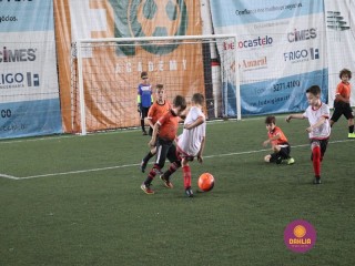 
<a style='margin-left: 5px;' class='btn btn-xs btn-social btn-facebook' href='https://www.facebook.com/sharer/sharer.php?u=https://www.boladovale.com.br/imgs/800-800-90/conteudo/fotos/1362/img9091.jpg' rel='popup' data-width='500' data-height='400'><i class='fa fa-facebook'></i>Compartilhar <span class='hidden-xs'>no Facebook</span>
</a> 
<a class='btn btn-default btn-xs' target='_blank' href='imgs/800-800-90/conteudo/fotos/1362/img9091.jpg'>
<span class='glyphicon glyphicon-cloud-download'></span> Salvar
</a> 
<span></span>
