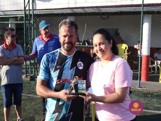 
<a style='margin-left: 5px;' class='btn btn-xs btn-social btn-facebook' href='https://www.facebook.com/sharer/sharer.php?u=https://www.boladovale.com.br/imgs/800-800-90/conteudo/fotos/1363/img9953.jpg' rel='popup' data-width='500' data-height='400'><i class='fa fa-facebook'></i>Compartilhar <span class='hidden-xs'>no Facebook</span>
</a> 
<a class='btn btn-default btn-xs' target='_blank' href='imgs/800-800-90/conteudo/fotos/1363/img9953.jpg'>
<span class='glyphicon glyphicon-cloud-download'></span> Salvar
</a> 
<span></span>