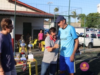 
<a style='margin-left: 5px;' class='btn btn-xs btn-social btn-facebook' href='https://www.facebook.com/sharer/sharer.php?u=https://www.boladovale.com.br/imgs/800-800-90/conteudo/fotos/1363/img9961.jpg' rel='popup' data-width='500' data-height='400'><i class='fa fa-facebook'></i>Compartilhar <span class='hidden-xs'>no Facebook</span>
</a> 
<a class='btn btn-default btn-xs' target='_blank' href='imgs/800-800-90/conteudo/fotos/1363/img9961.jpg'>
<span class='glyphicon glyphicon-cloud-download'></span> Salvar
</a> 
<span></span>
