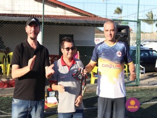 
<a style='margin-left: 5px;' class='btn btn-xs btn-social btn-facebook' href='https://www.facebook.com/sharer/sharer.php?u=https://www.boladovale.com.br/imgs/800-800-90/conteudo/fotos/1363/img9969.jpg' rel='popup' data-width='500' data-height='400'><i class='fa fa-facebook'></i>Compartilhar <span class='hidden-xs'>no Facebook</span>
</a> 
<a class='btn btn-default btn-xs' target='_blank' href='imgs/800-800-90/conteudo/fotos/1363/img9969.jpg'>
<span class='glyphicon glyphicon-cloud-download'></span> Salvar
</a> 
<span></span>