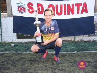 
<a style='margin-left: 5px;' class='btn btn-xs btn-social btn-facebook' href='https://www.facebook.com/sharer/sharer.php?u=https://www.boladovale.com.br/imgs/800-800-90/conteudo/fotos/1363/img9993.jpg' rel='popup' data-width='500' data-height='400'><i class='fa fa-facebook'></i>Compartilhar <span class='hidden-xs'>no Facebook</span>
</a> 
<a class='btn btn-default btn-xs' target='_blank' href='imgs/800-800-90/conteudo/fotos/1363/img9993.jpg'>
<span class='glyphicon glyphicon-cloud-download'></span> Salvar
</a> 
<span></span>