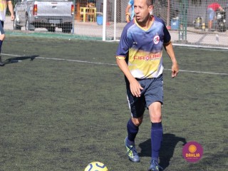 
<a style='margin-left: 5px;' class='btn btn-xs btn-social btn-facebook' href='https://www.facebook.com/sharer/sharer.php?u=https://www.boladovale.com.br/imgs/800-800-90/conteudo/fotos/1364/img9751.jpg' rel='popup' data-width='500' data-height='400'><i class='fa fa-facebook'></i>Compartilhar <span class='hidden-xs'>no Facebook</span>
</a> 
<a class='btn btn-default btn-xs' target='_blank' href='imgs/800-800-90/conteudo/fotos/1364/img9751.jpg'>
<span class='glyphicon glyphicon-cloud-download'></span> Salvar
</a> 
<span></span>